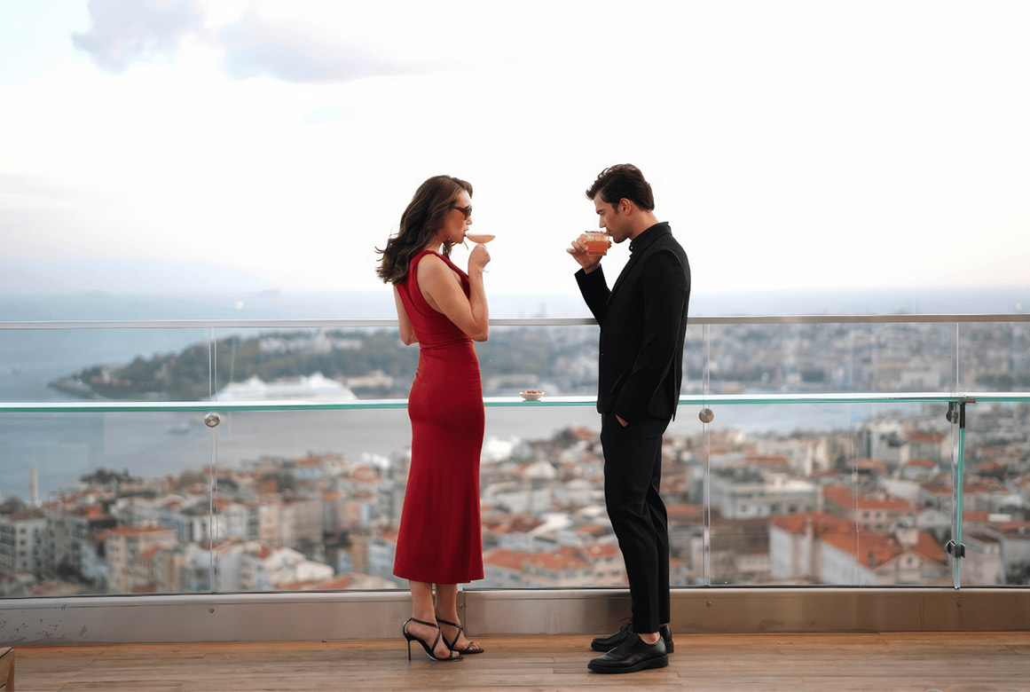 Hafta sonunu İstanbul’un tam kalbinde geçirmek isteyenler için The Marmara Taksim, şehirde tatil fırsatı sunuyor.