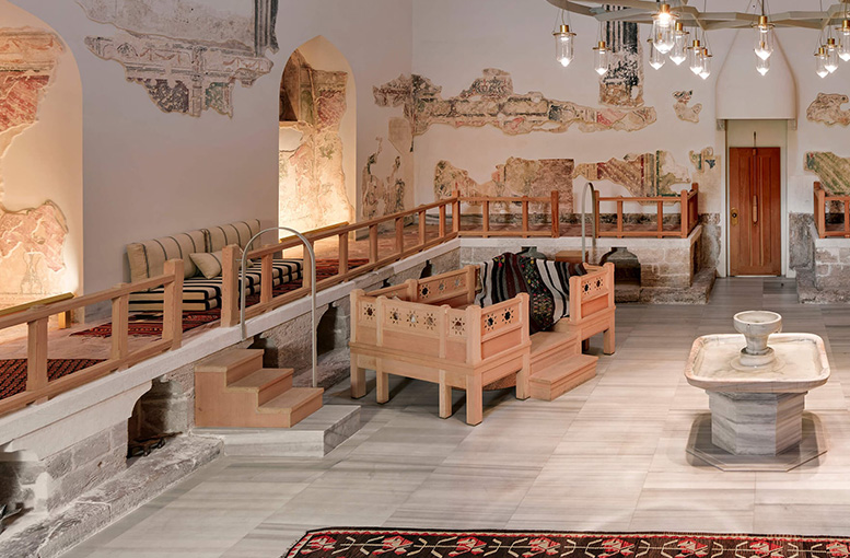 the-marmara-hotels-facilities-zeyrek-cinili-hamam-card-d.jpg