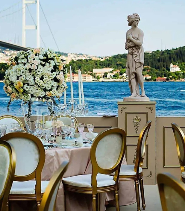 the-marmara-hotels-facilities-esma-sultan-galeri-d-2.jpg