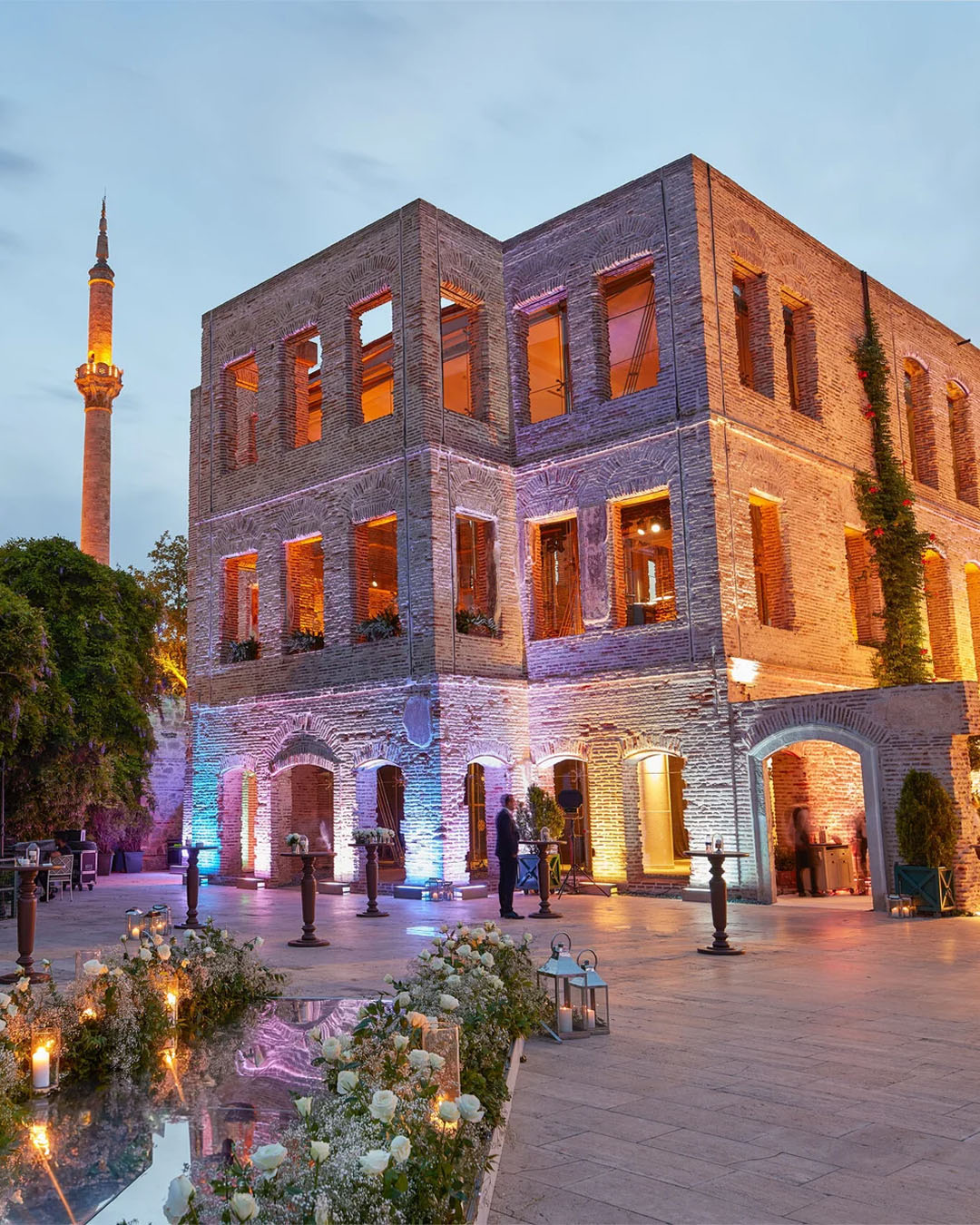 the-marmara-hotels-facilities-esma-sultan-banner-d.jpg