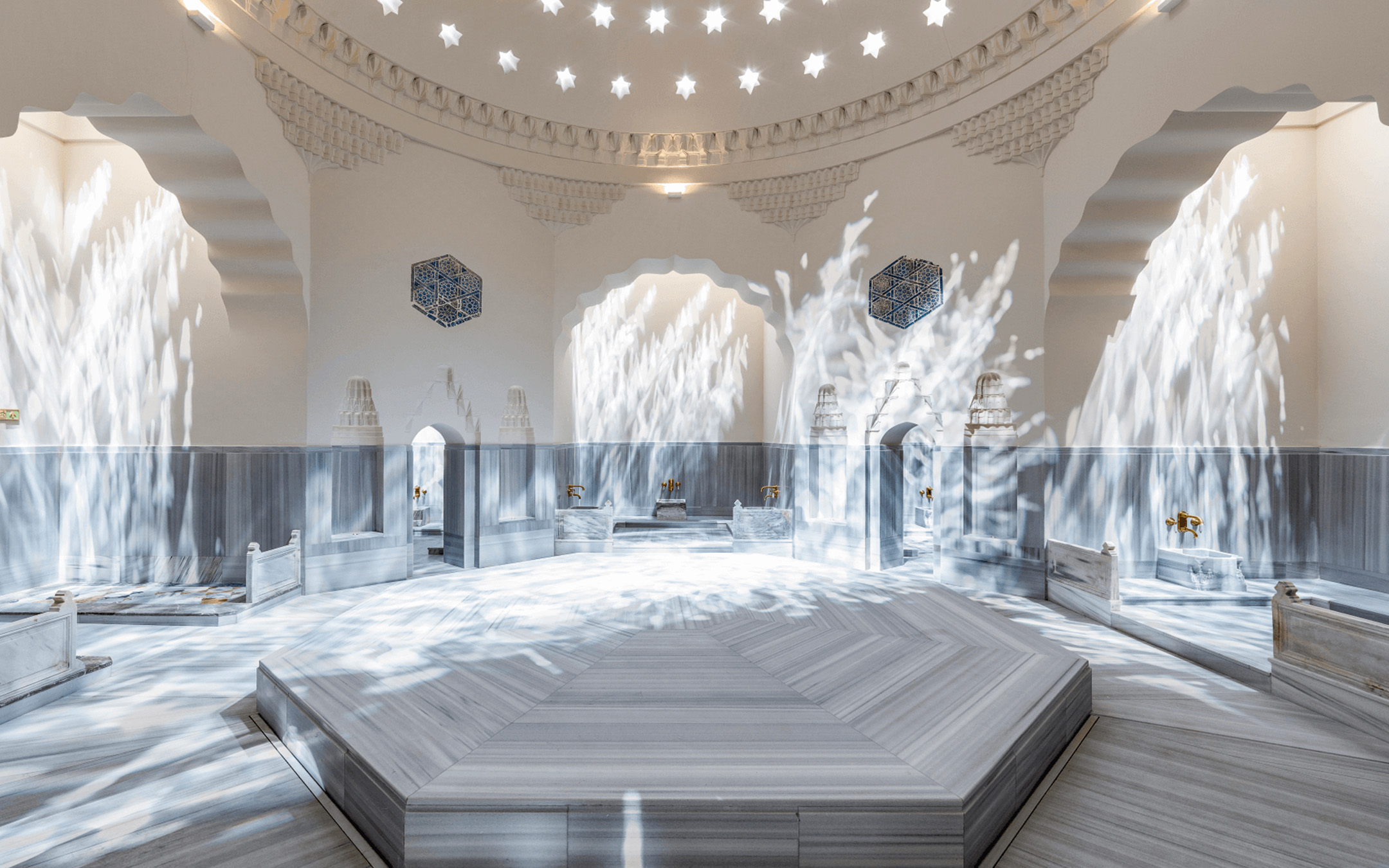 the-marmara-hotels-facilities-zeyrek-cinili-hamam-detail-banner-d.jpg