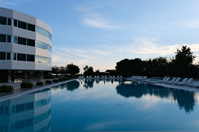 the-marmara-antalya-wellness-havuz-list-card.jpg