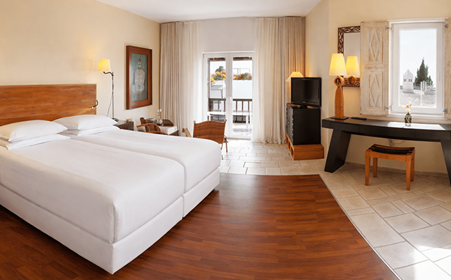 the-marmara-bodrum-konaklama-deluxe-room-garden-card.png